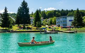 Strandhotel Schabus
